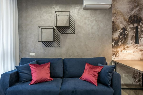 Oportunidades laborales entre paredes